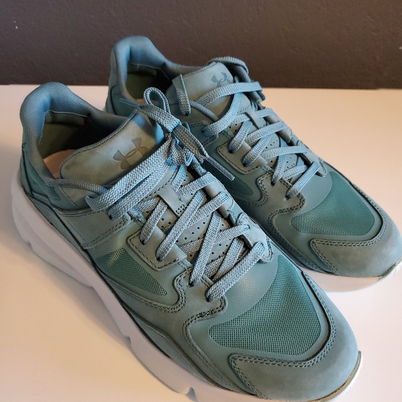 Under Armour 96 trac - Picture 4 of 4